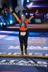 BIB: 5940
                            <button type="button" onclick="openModal(22752720)" class="btn btn-primary btn-sm float-right btn-popup" data-toggle="modal" data-target=".modal-high-quality">
                        <i class="fas fa-shopping-cart"></i> Add to Cart
                    </button>
                                            <button type="button" onclick="isThisMe(22752720, true)" class="btn btn-success btn-sm float-right btn-popup btn-isme hidden" data-toggle="tooltip" data-placement="bottom" title="นี่คือรูปของคุณใช่ไหม คลิกที่นี่เพื่อเอาเข้าอัลบั้ม">
                        <i class="fas fa-plus"></i> Add to album
                    </button>
                    <button type="button" onclick="isThisMe(22752720, false)" class="btn btn-warning btn-sm float-right btn-popup btn-isnotme hidden">
                        <i class="fas fa-ban"></i> Remove from album
                    </button>